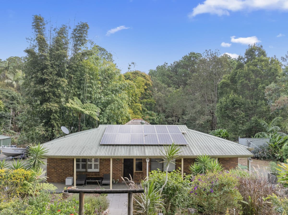 22 Bruce Parade, GLASS HOUSE MOUNTAINS QLD 4518, Glass House Mountains - Thumbnail 6