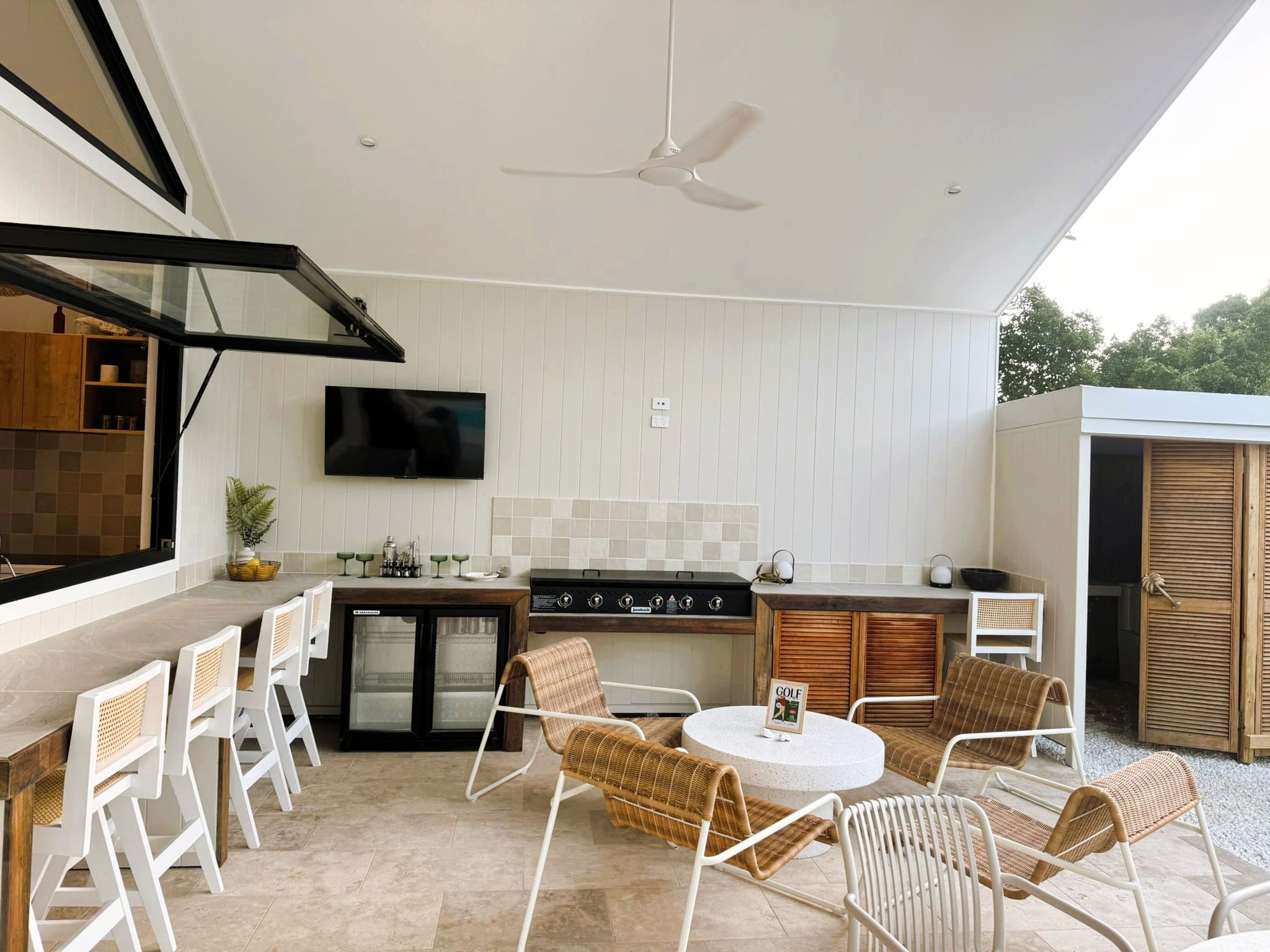 1 Bluejeep Court, Horseshoe Bay, Horseshoe Bay - Thumbnail 2