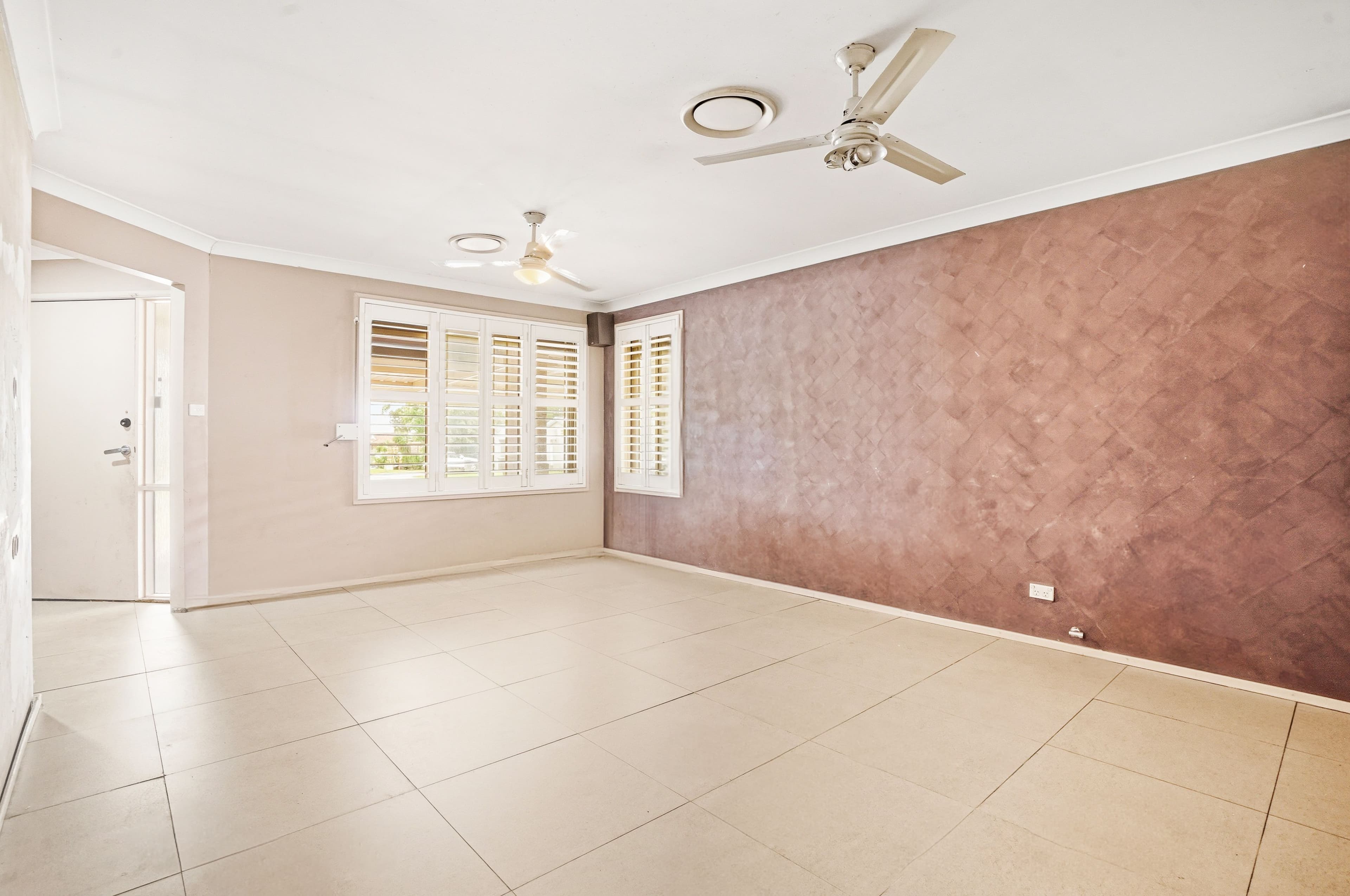 10 Martin Grove, Colyton NSW 2760, Colyton - Thumbnail 2