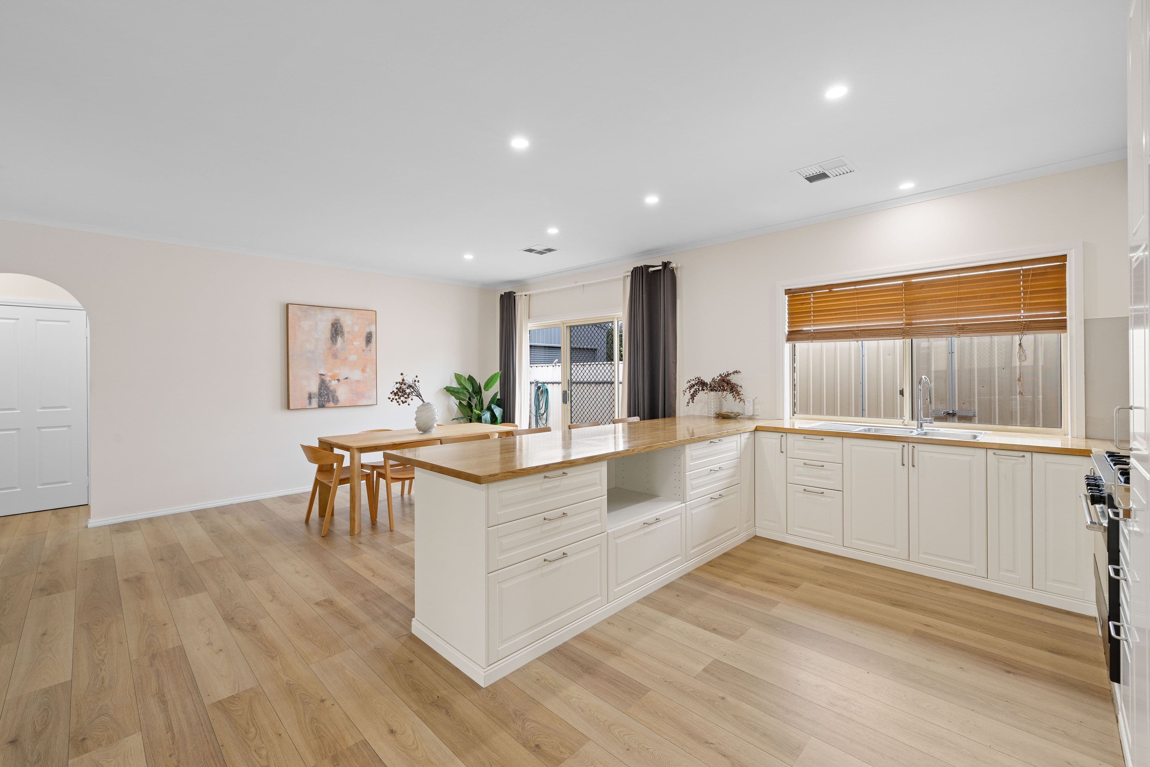 6 Sissinghurst Drive, Oakden SA 5086, Oakden - Thumbnail 5
