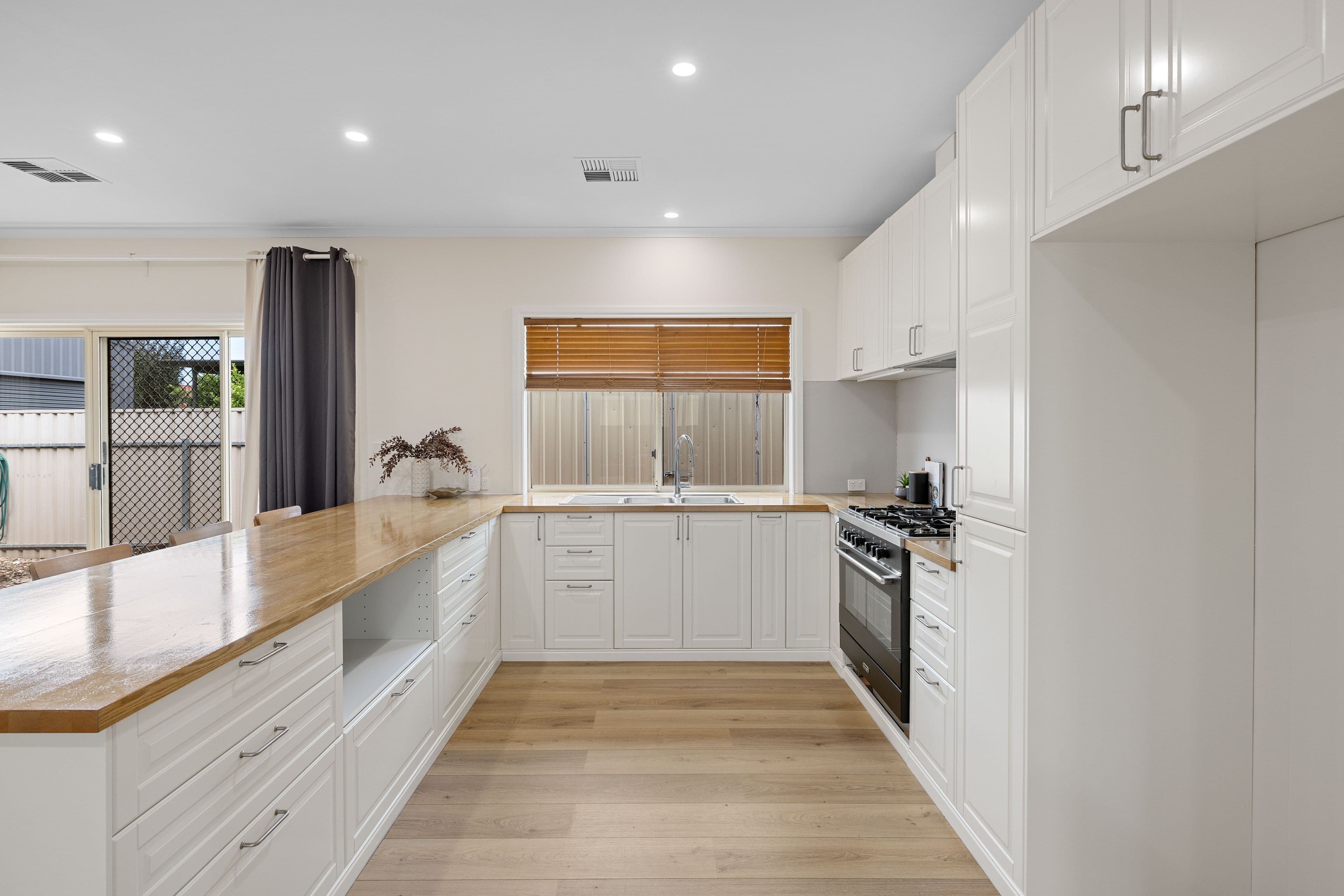 6 Sissinghurst Drive, Oakden SA 5086, Oakden - Thumbnail 6