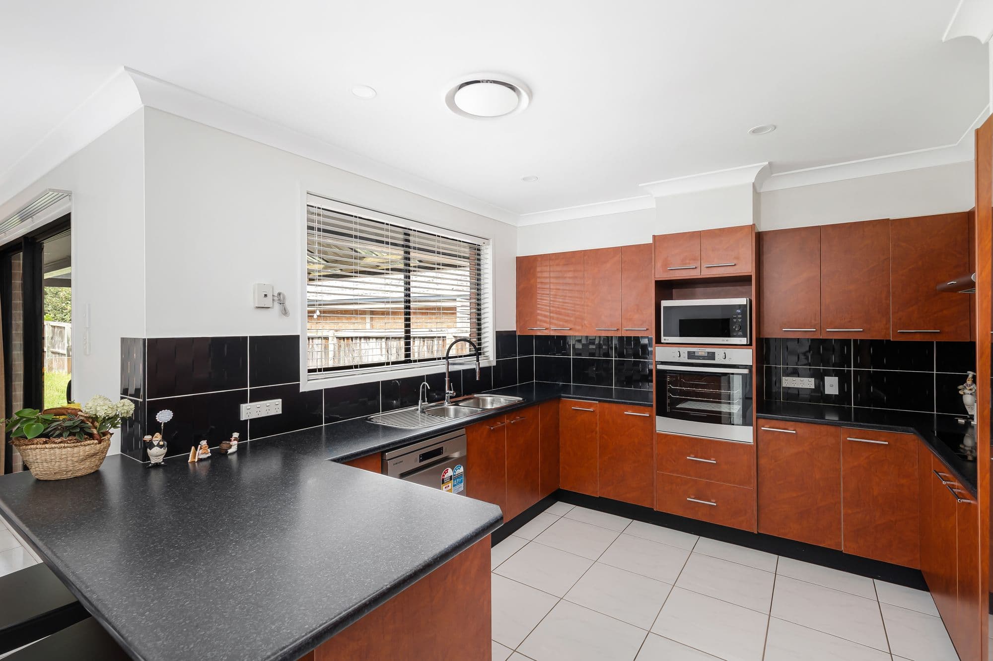 8 Deneden Avenue, Kellyville Ridge NSW 2155, Kellyville Ridge - Thumbnail 6