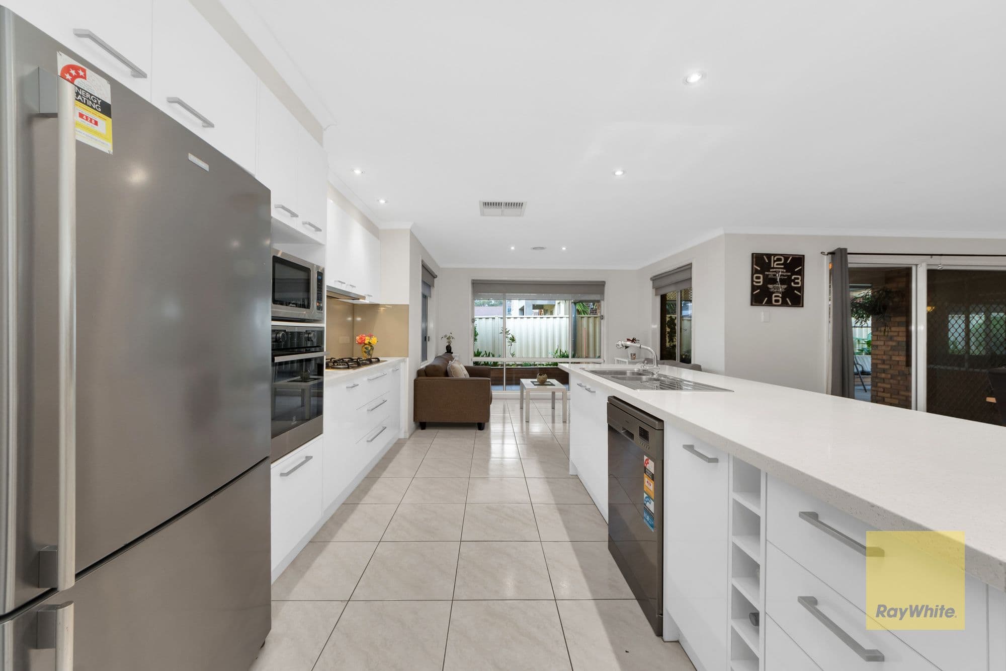 14 Woodsdale Court, Cairnlea VIC 3023, Cairnlea - Thumbnail 8