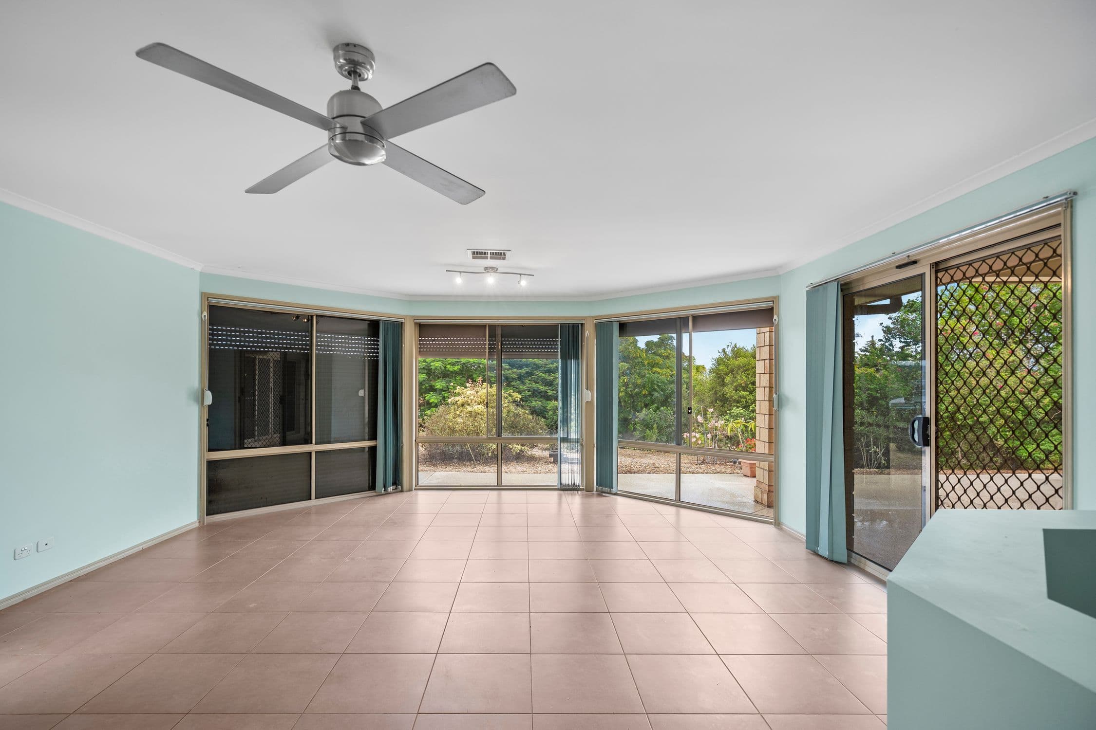 26 Heron Street, Laidley Heights QLD 4341, Laidley Heights - Thumbnail 5