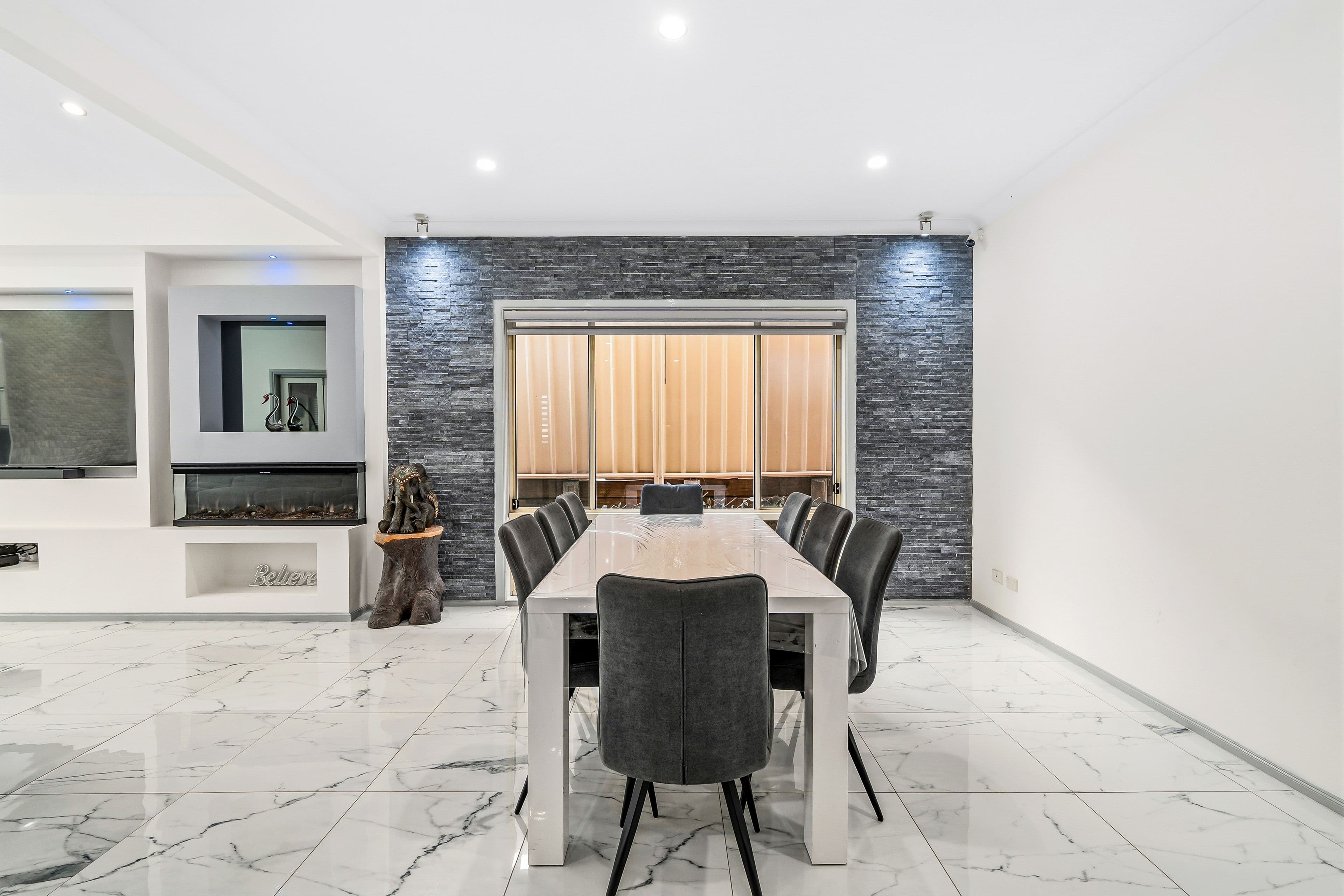 16 Ferraro Crescent, West Hoxton NSW 2171, West Hoxton - Thumbnail 4