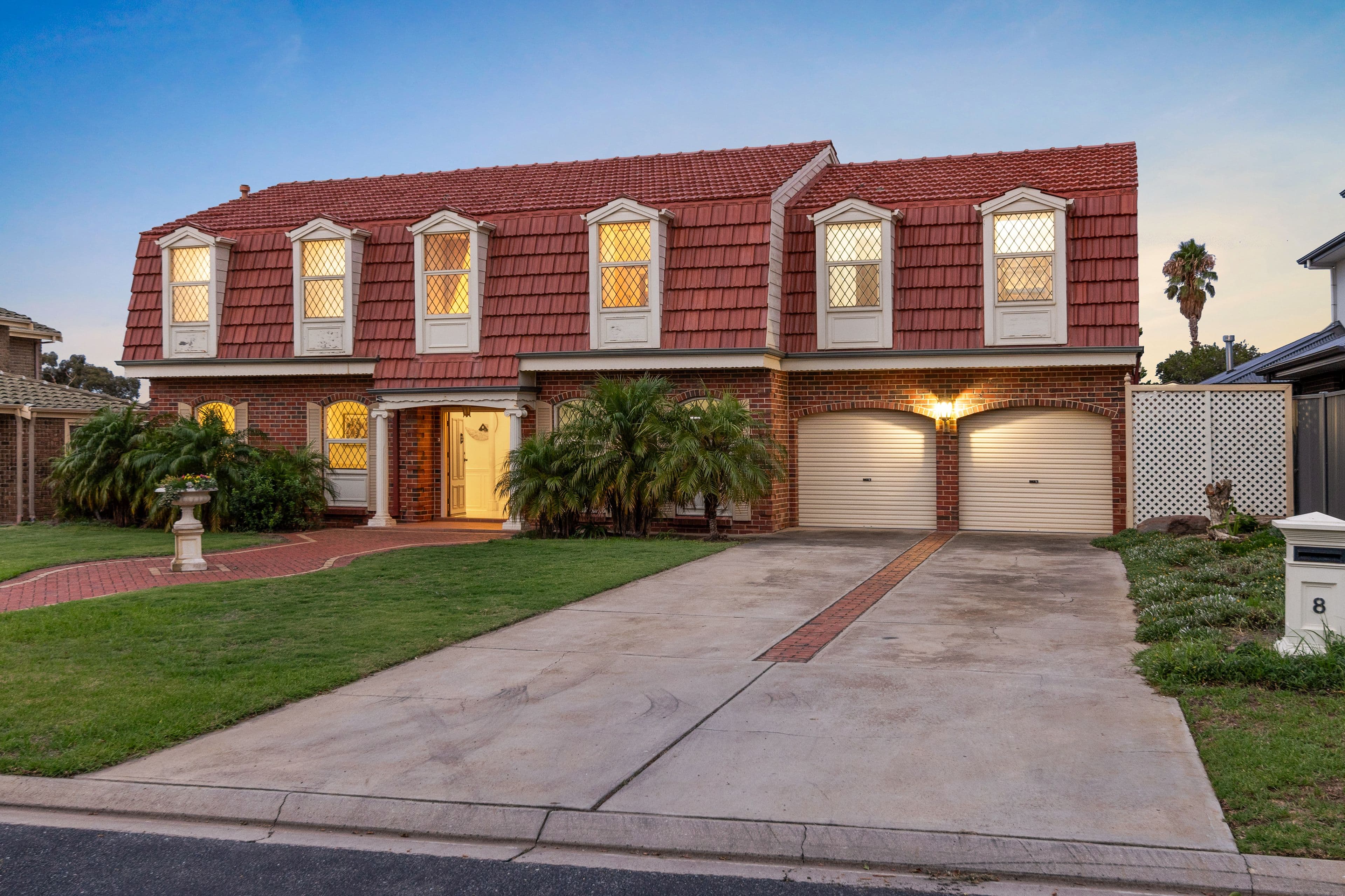 8 Martinique Court, West Lakes SA 5021, West Lakes - Thumbnail 2