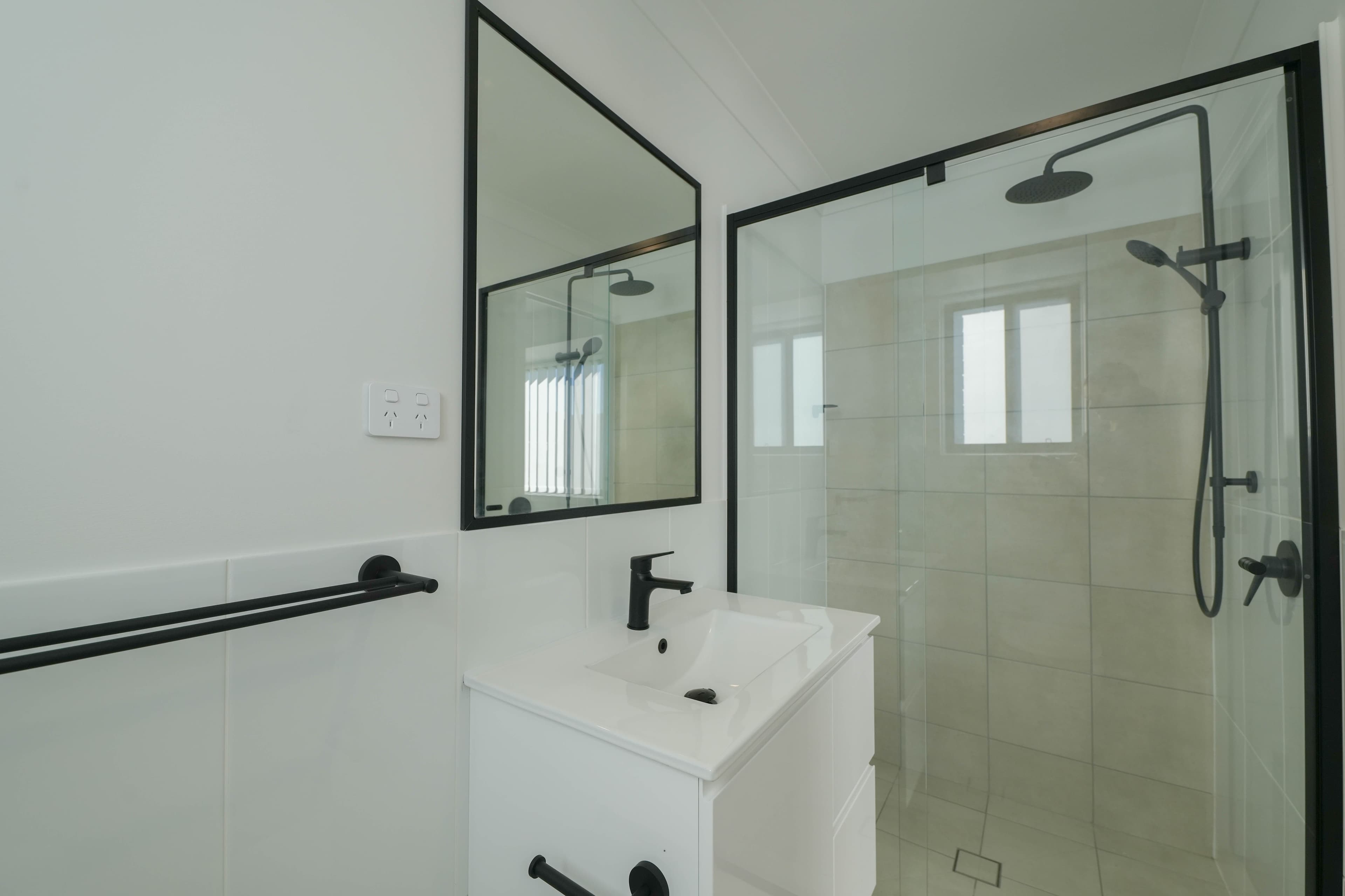 23a & 23b Vaucluse Place, Parkes NSW 2870, Parkes - Thumbnail 5