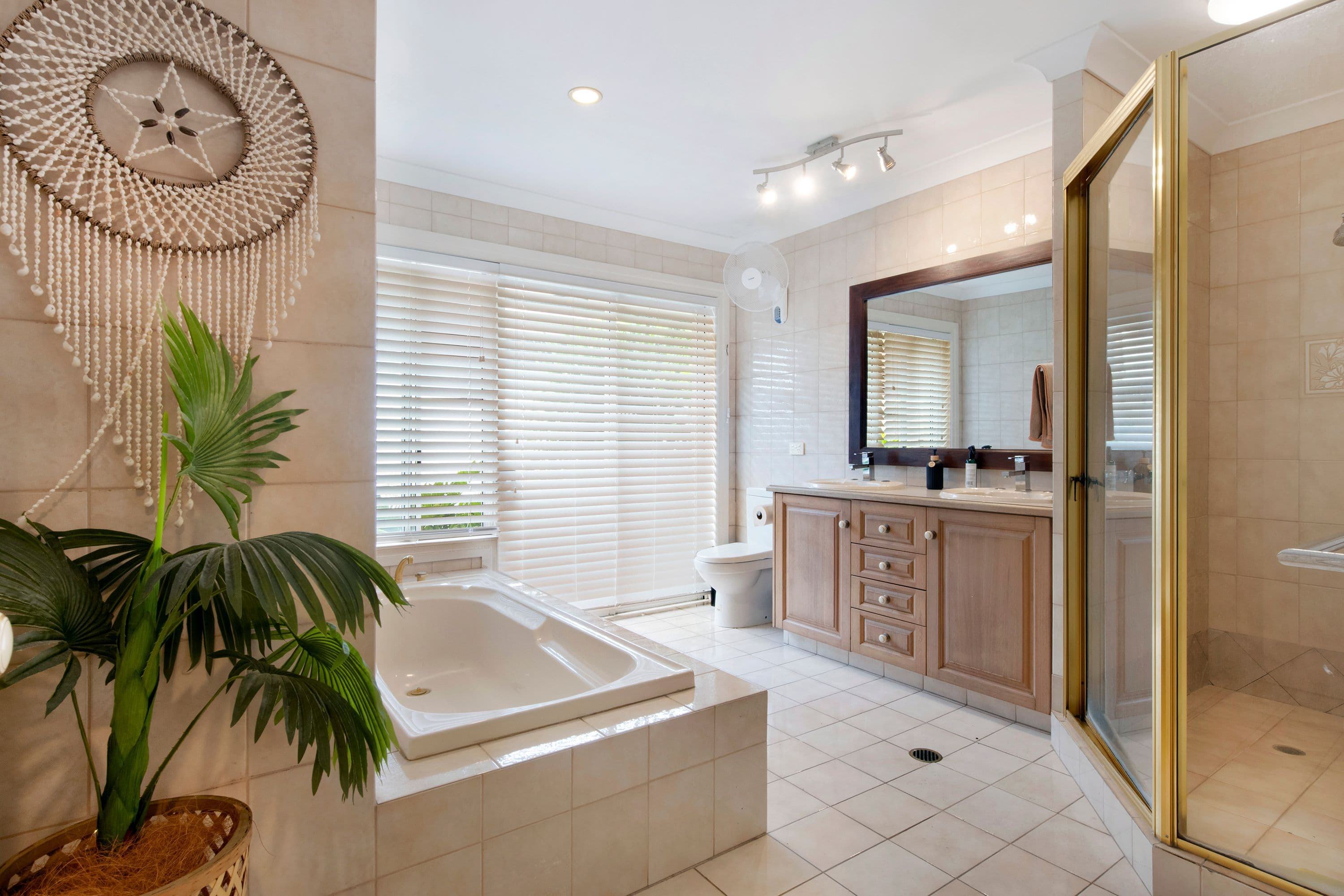 5 Drayton Terrace, Mermaid Waters QLD 4218, Mermaid Waters - Thumbnail 7