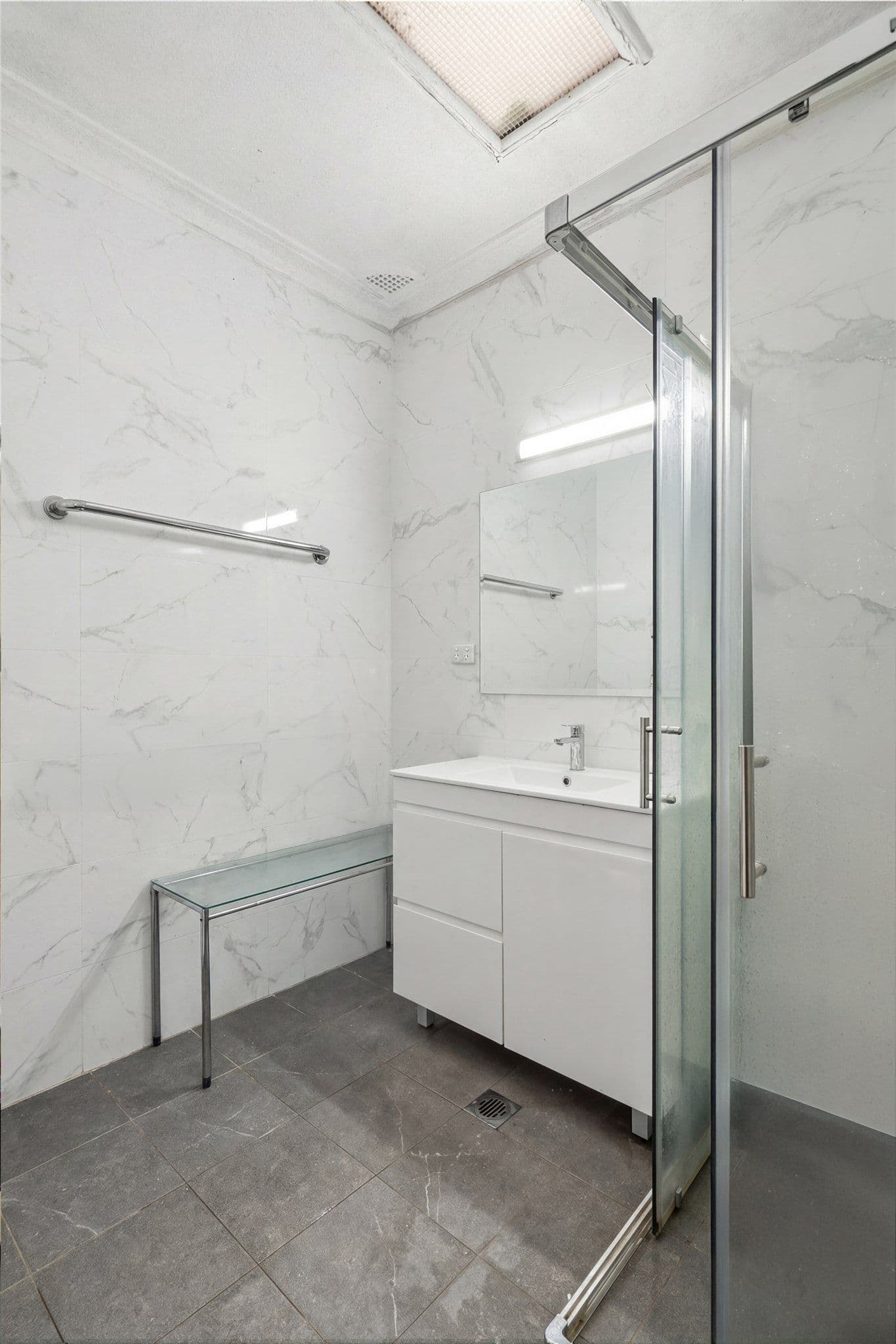 150 Belmore Road, Riverwood NSW 2210, Riverwood - Thumbnail 4