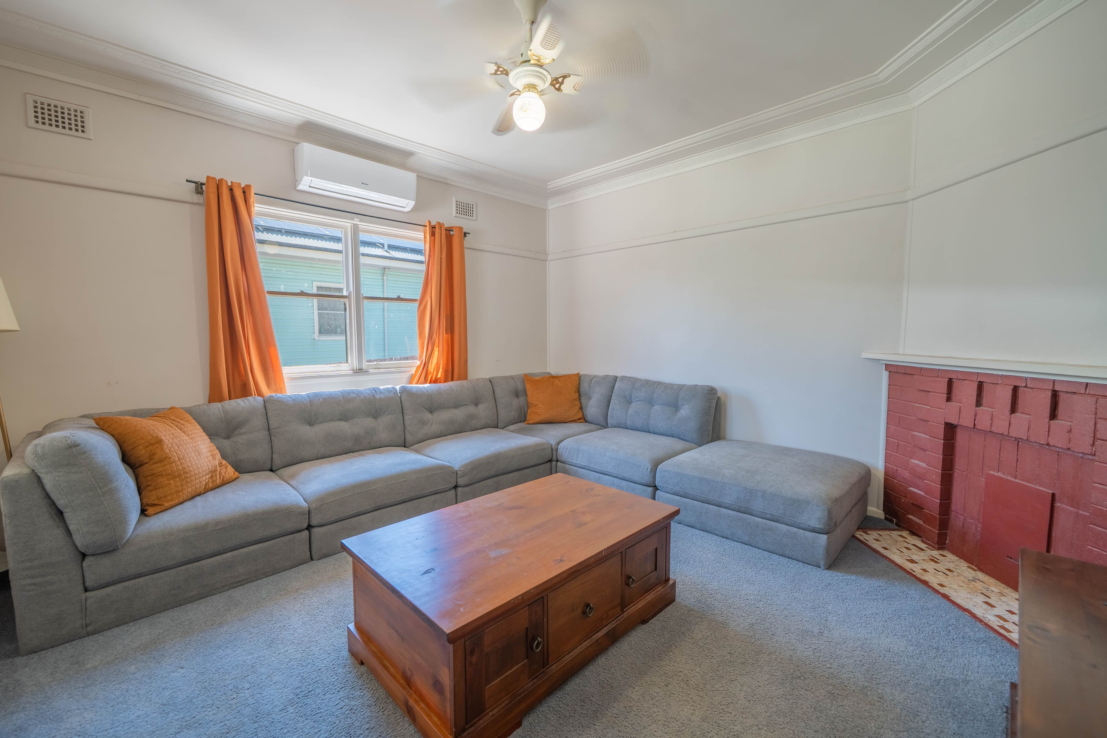 8 Peak Hill Road, Parkes NSW 2870, Parkes - Thumbnail 2