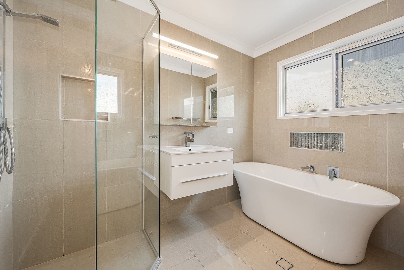 1 Courageous Court, Newport QLD 4020, Newport - Thumbnail 4