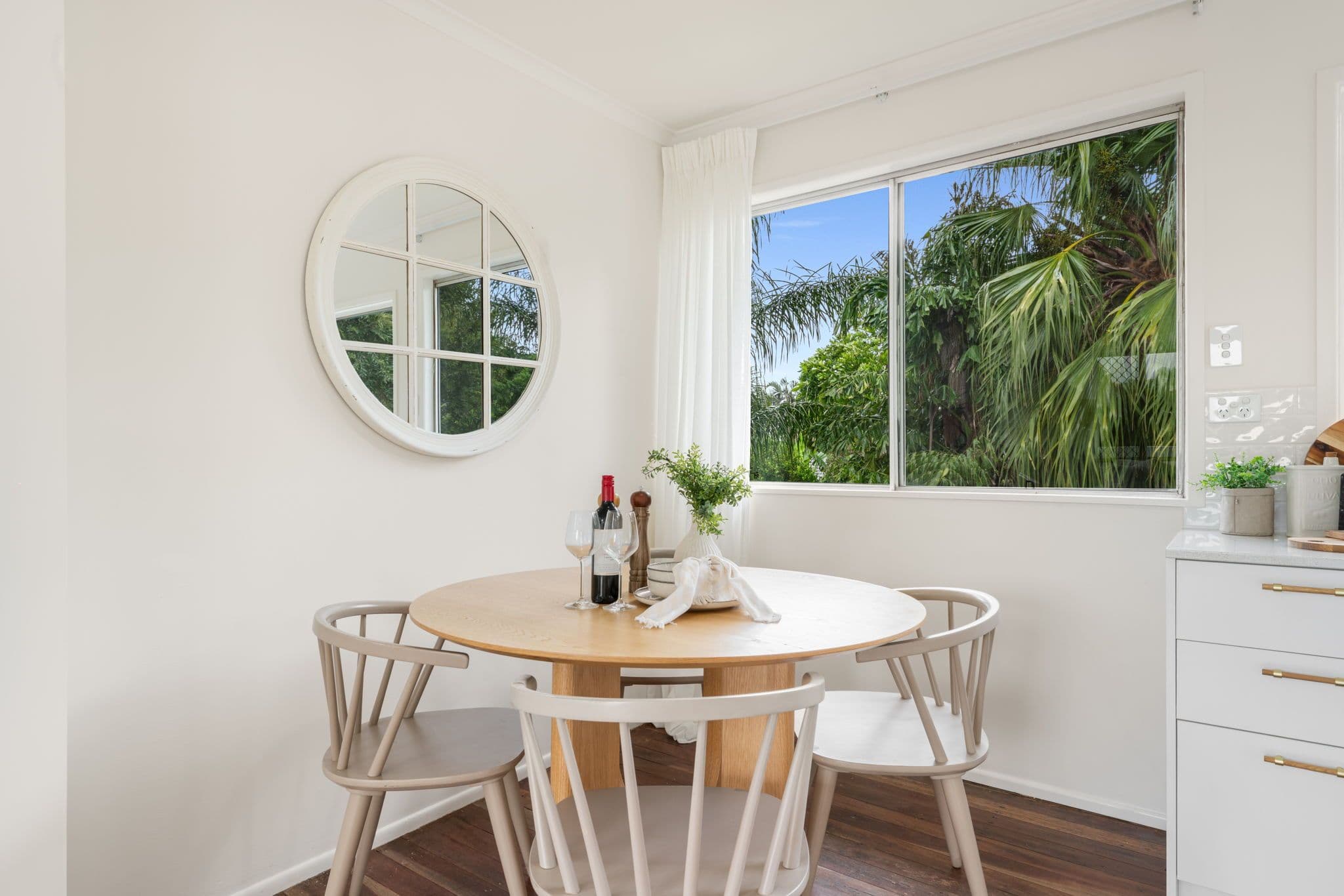 17 Poinciana Street, Kingston QLD 4114, Kingston - Thumbnail 4