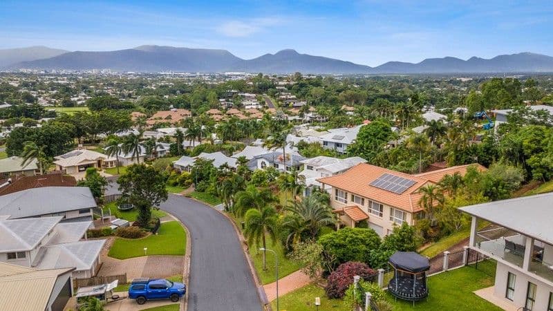 7 Rosemont Court, Mooroobool QLD 4870, Mooroobool - Thumbnail 2