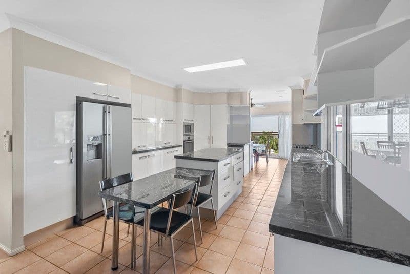 7 Rosemont Court, Mooroobool QLD 4870, Mooroobool - Thumbnail 5