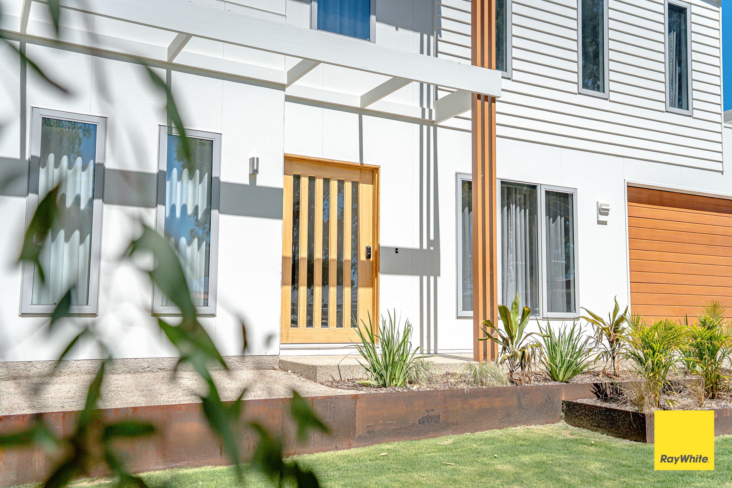 25 Glenelg Drive, Maiden Gully VIC 3551, Maiden Gully - Thumbnail 2