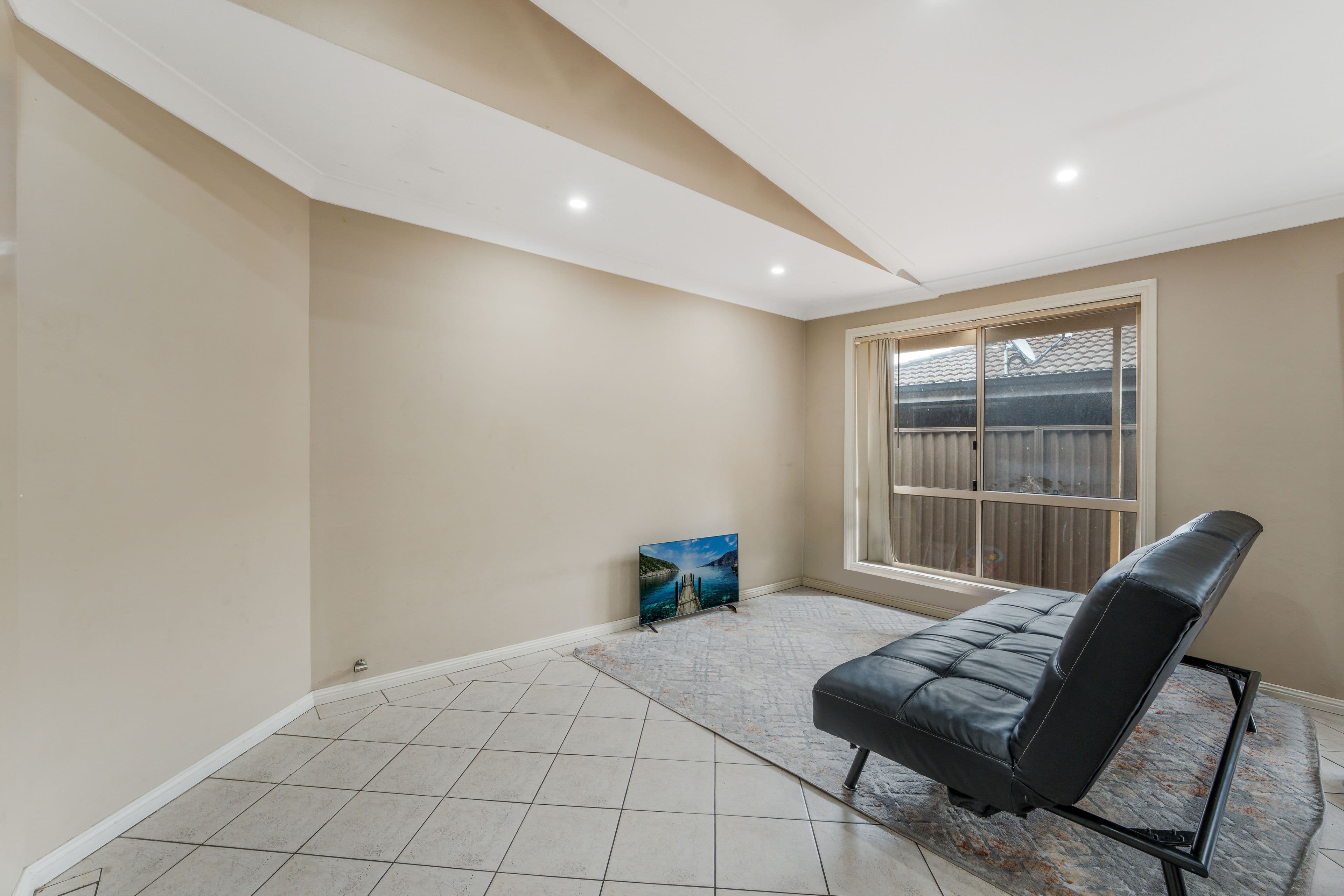 28A Frigate-bird Avenue, Hinchinbrook NSW 2168, Hinchinbrook - Thumbnail 5