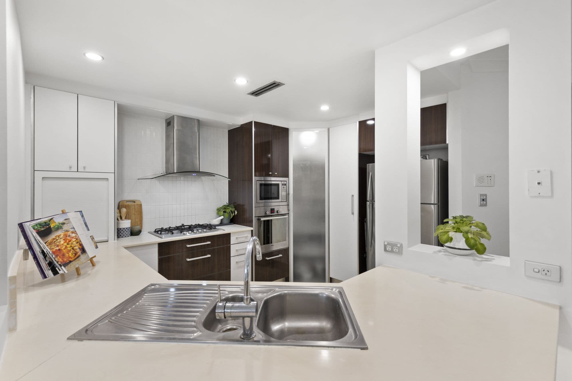 3205 Central Place, Carrara QLD 4211, Carrara - Thumbnail 4