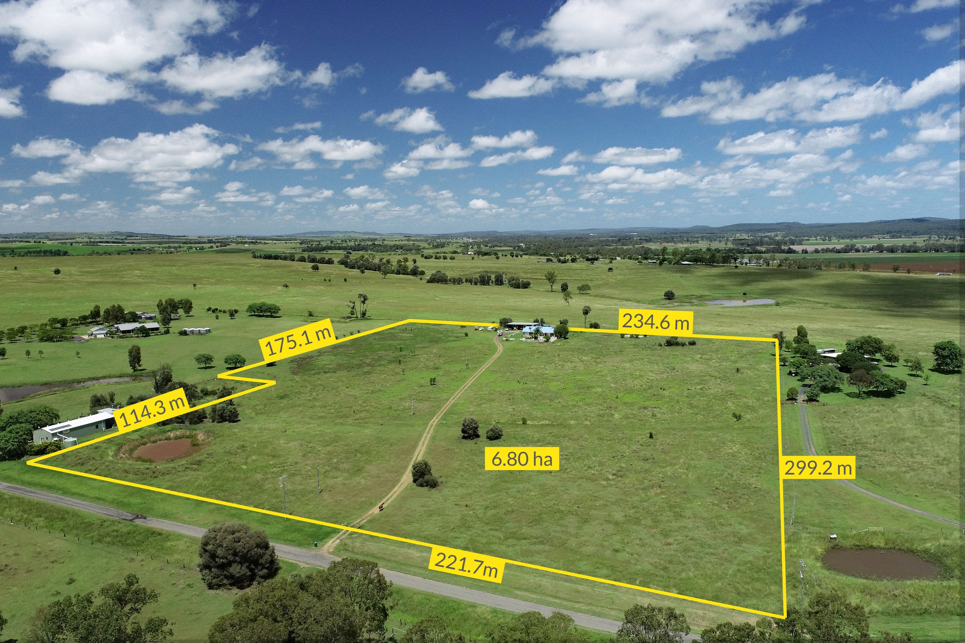 104 Luthje Road, Monto QLD 4630, Monto - Thumbnail 2