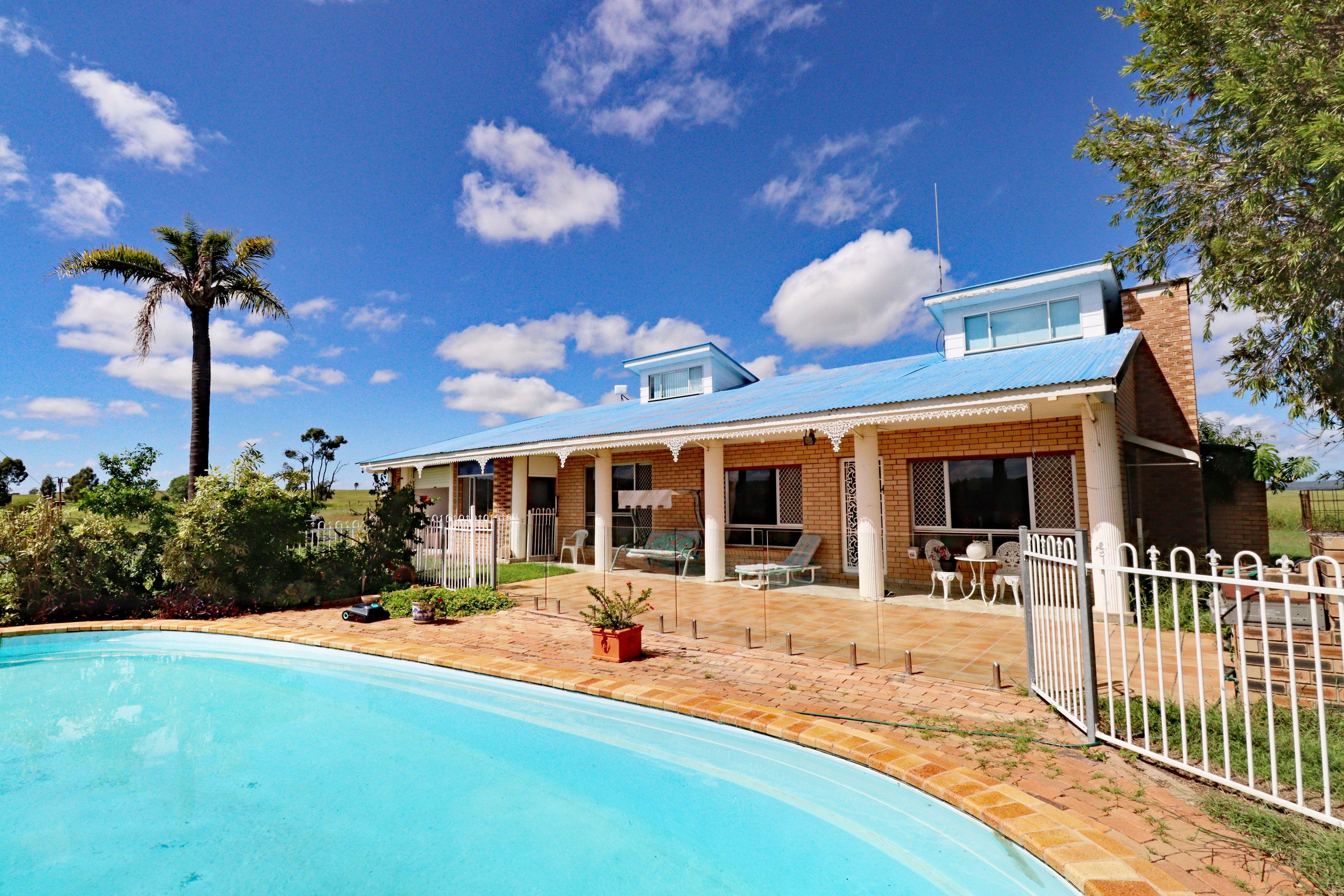 104 Luthje Road, Monto QLD 4630, Monto - Thumbnail 3