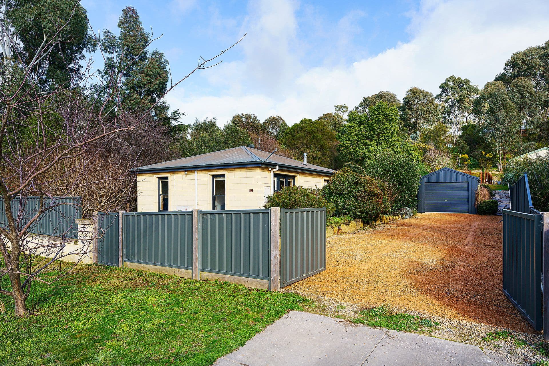 42 Elizabeth Street, Campbells Creek, Campbells Creek - Thumbnail 2