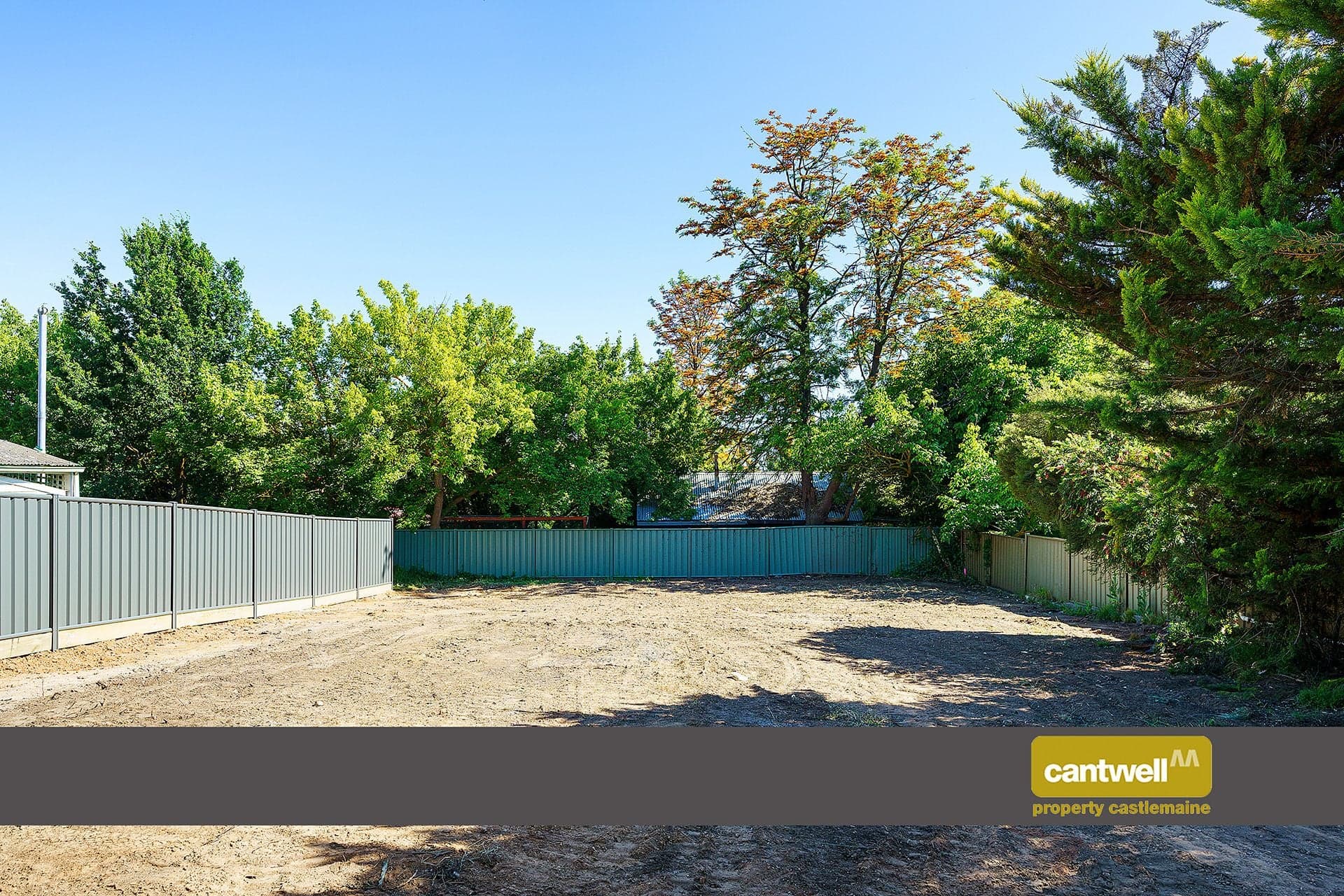 2/4 MacLise Street, Castlemaine - Thumbnail 2