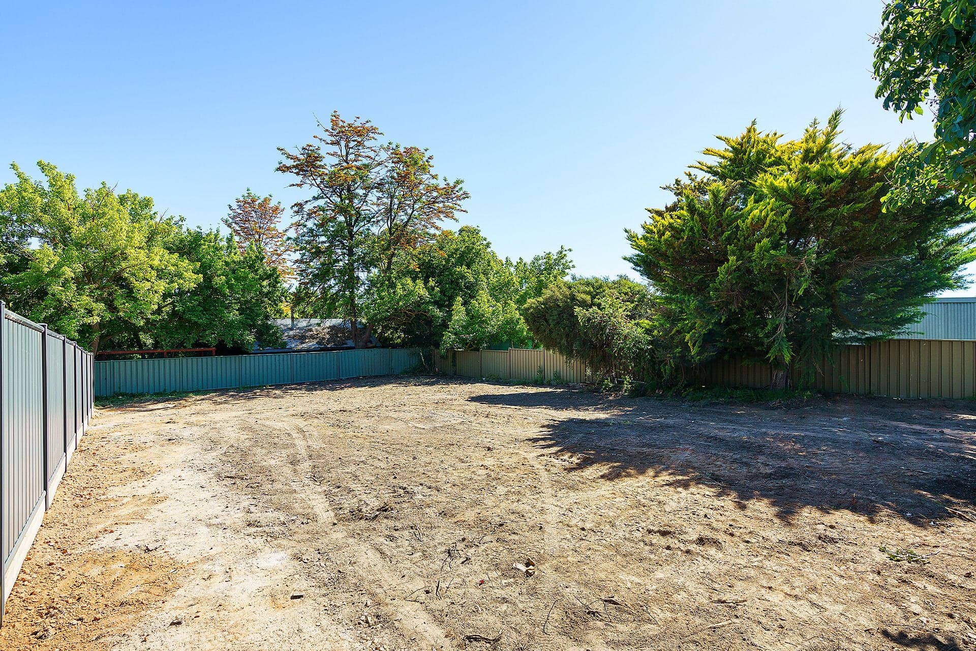 2/4 MacLise Street, Castlemaine - Thumbnail 3