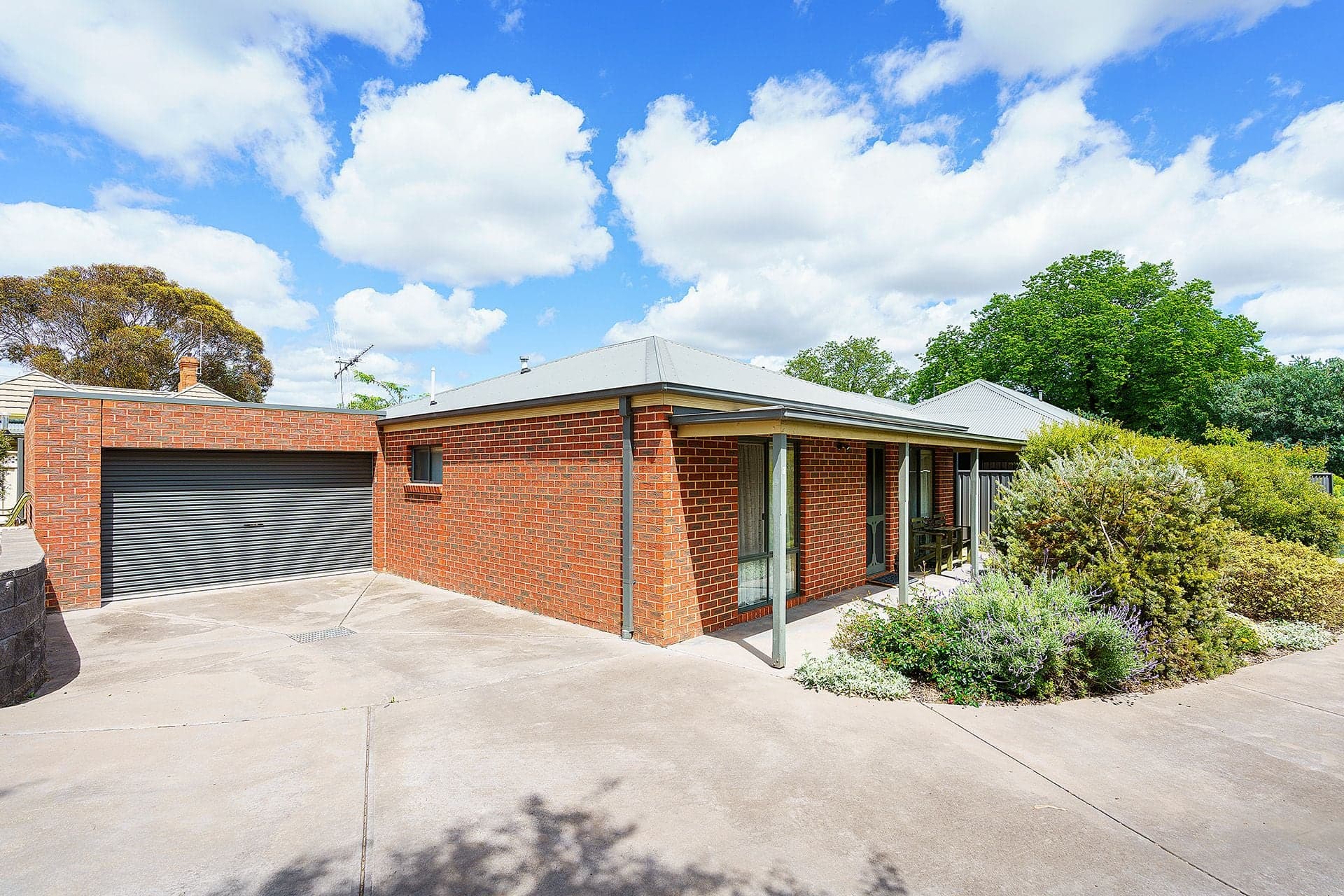 1/308 Barker Street, Castlemaine - Thumbnail 2