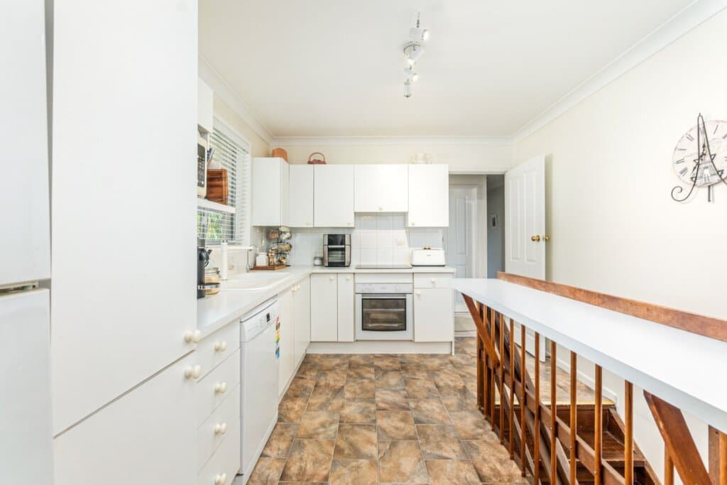 6 Marcel Place, Baulkham Hills, NSW, Baulkham Hills - Thumbnail 3