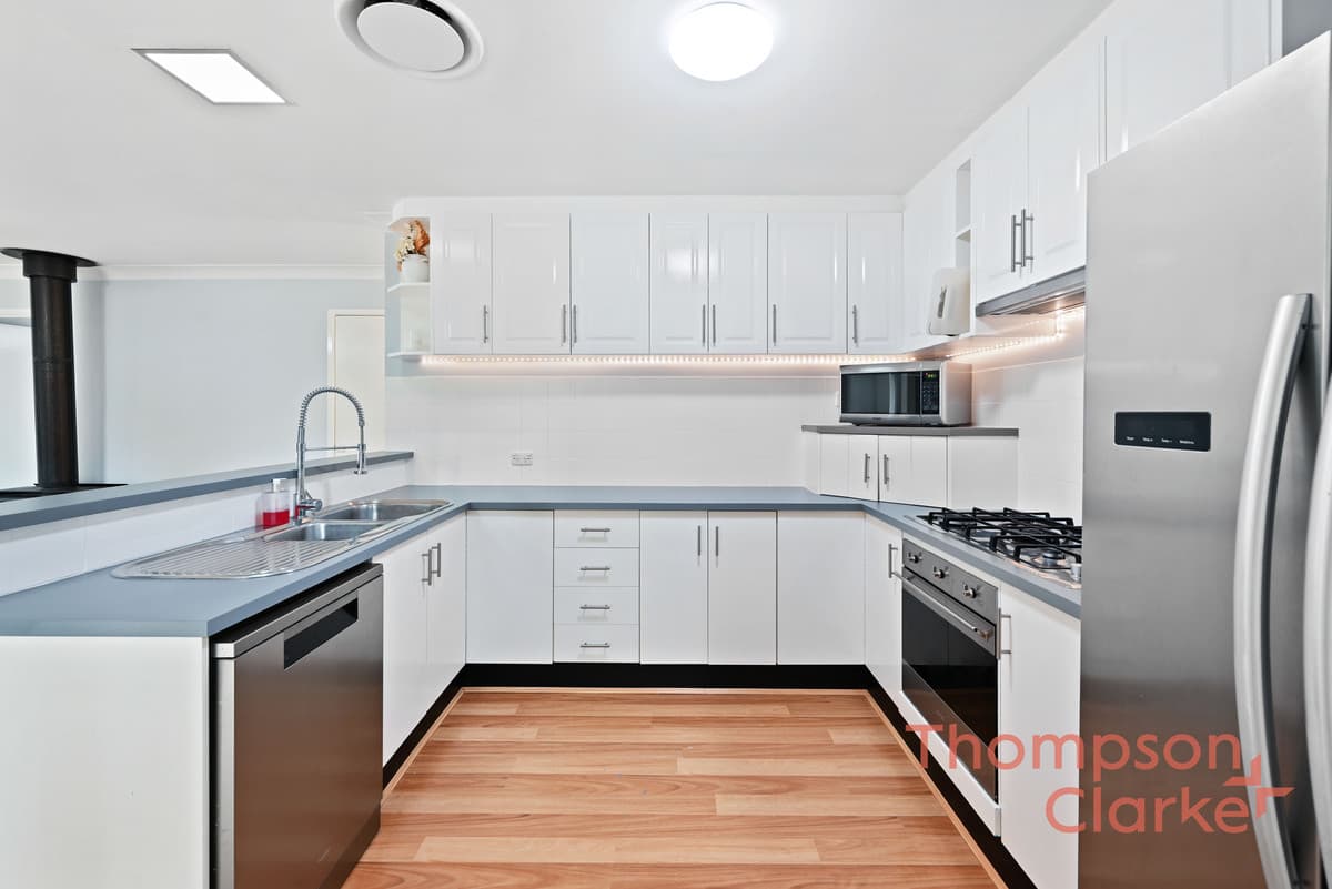 46 Melaleuca Drive, Metford - Thumbnail 3