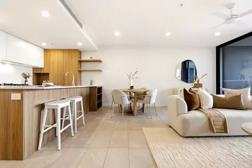 30801/15 Wharf Street, Hamilton, Hamilton - Image 1