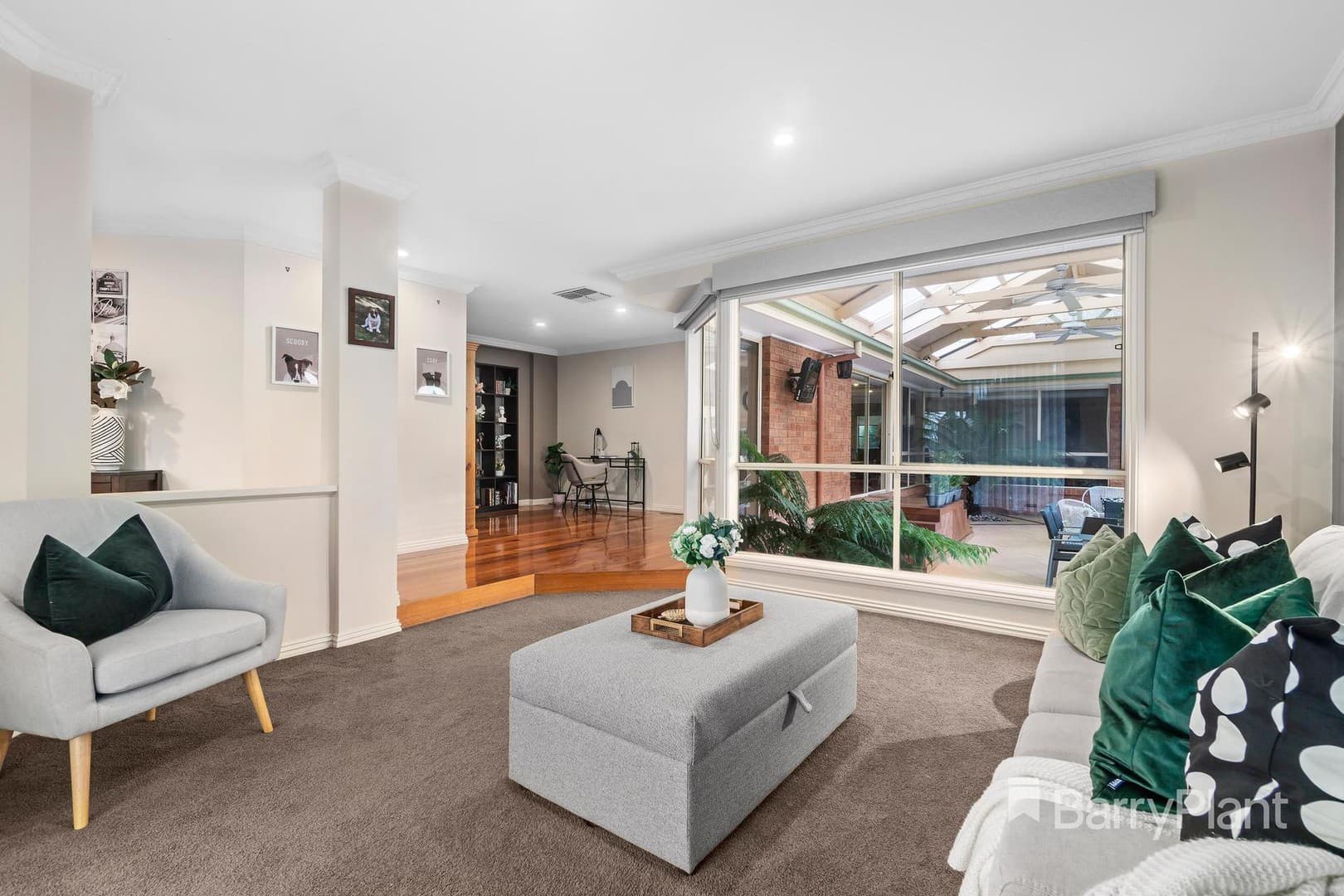 28 Wagstaff Drive, Mill Park, VIC 3082, Mill Park - Thumbnail 2