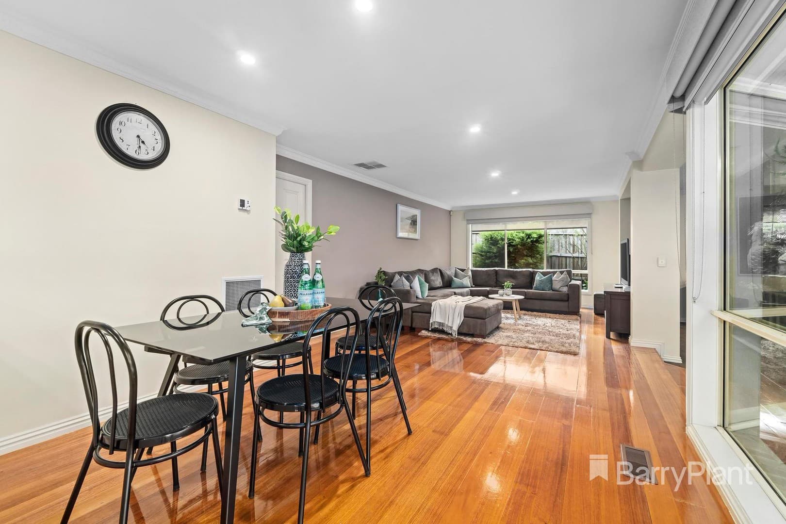 28 Wagstaff Drive, Mill Park, VIC 3082, Mill Park - Thumbnail 5