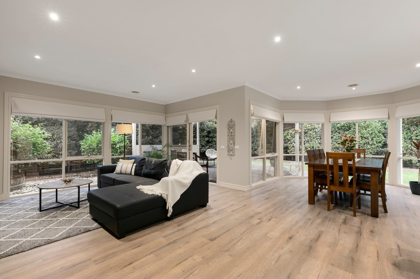 33 Hazel Glen Drive, Doreen, VIC 3754, Doreen - Thumbnail 3