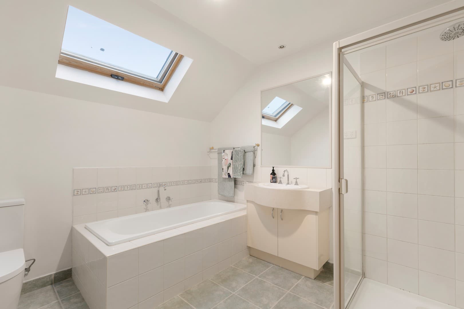 33 Hazel Glen Drive, Doreen, VIC 3754, Doreen - Thumbnail 7