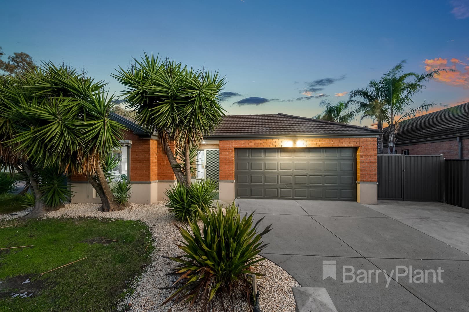 57 The Parkway, Pakenham, VIC 3810, Pakenham - Thumbnail 3