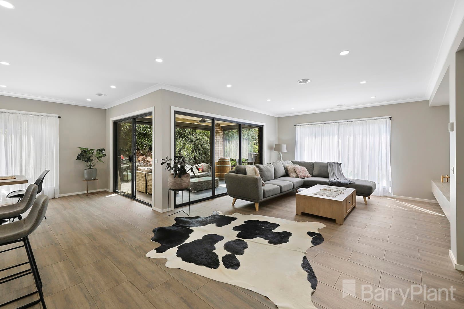 4 Elmside Avenue, Warragul, VIC 3820, Warragul - Thumbnail 3
