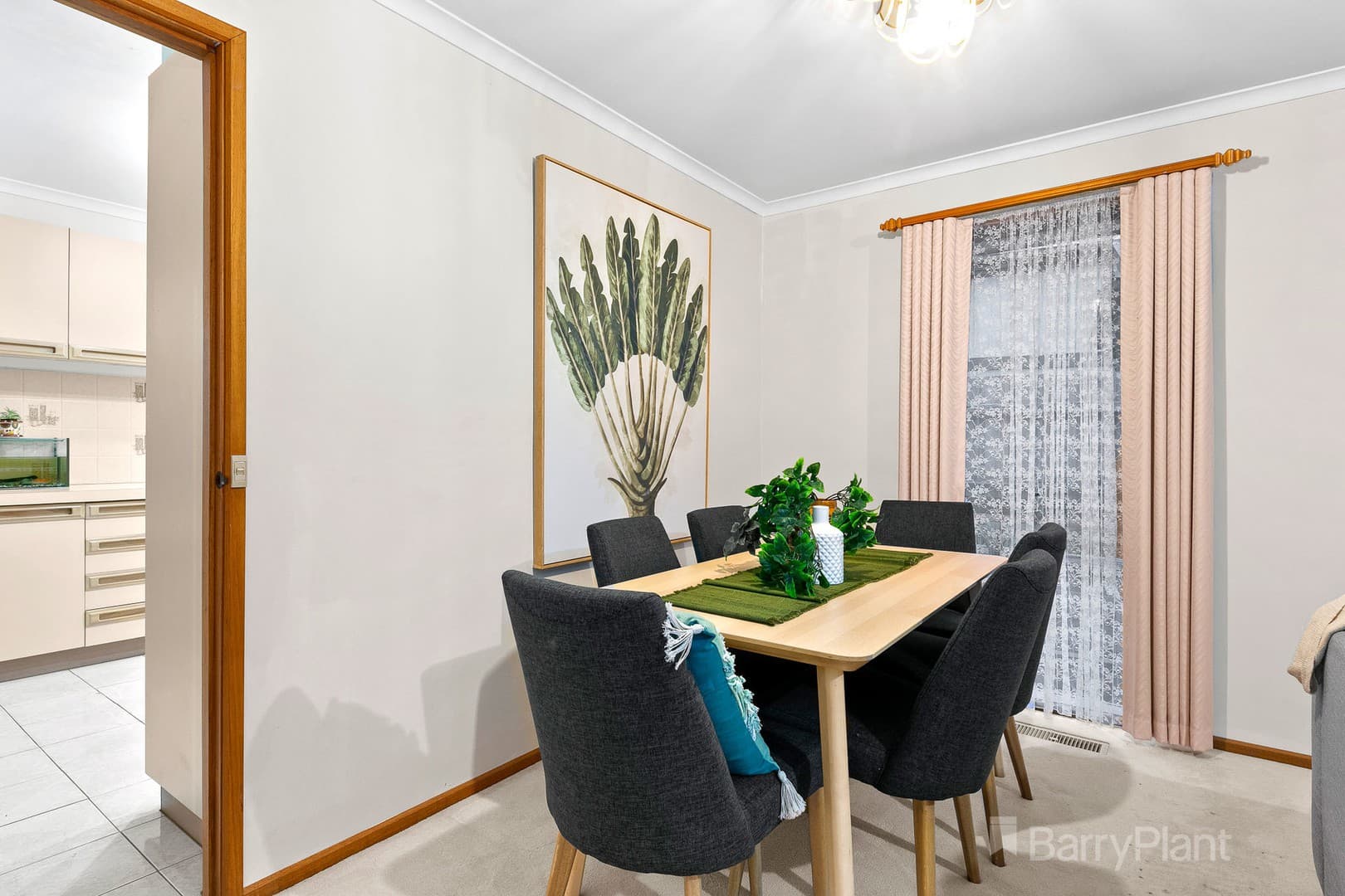 17 Salignus Court, Narre Warren, VIC 3805, Narre Warren - Thumbnail 4