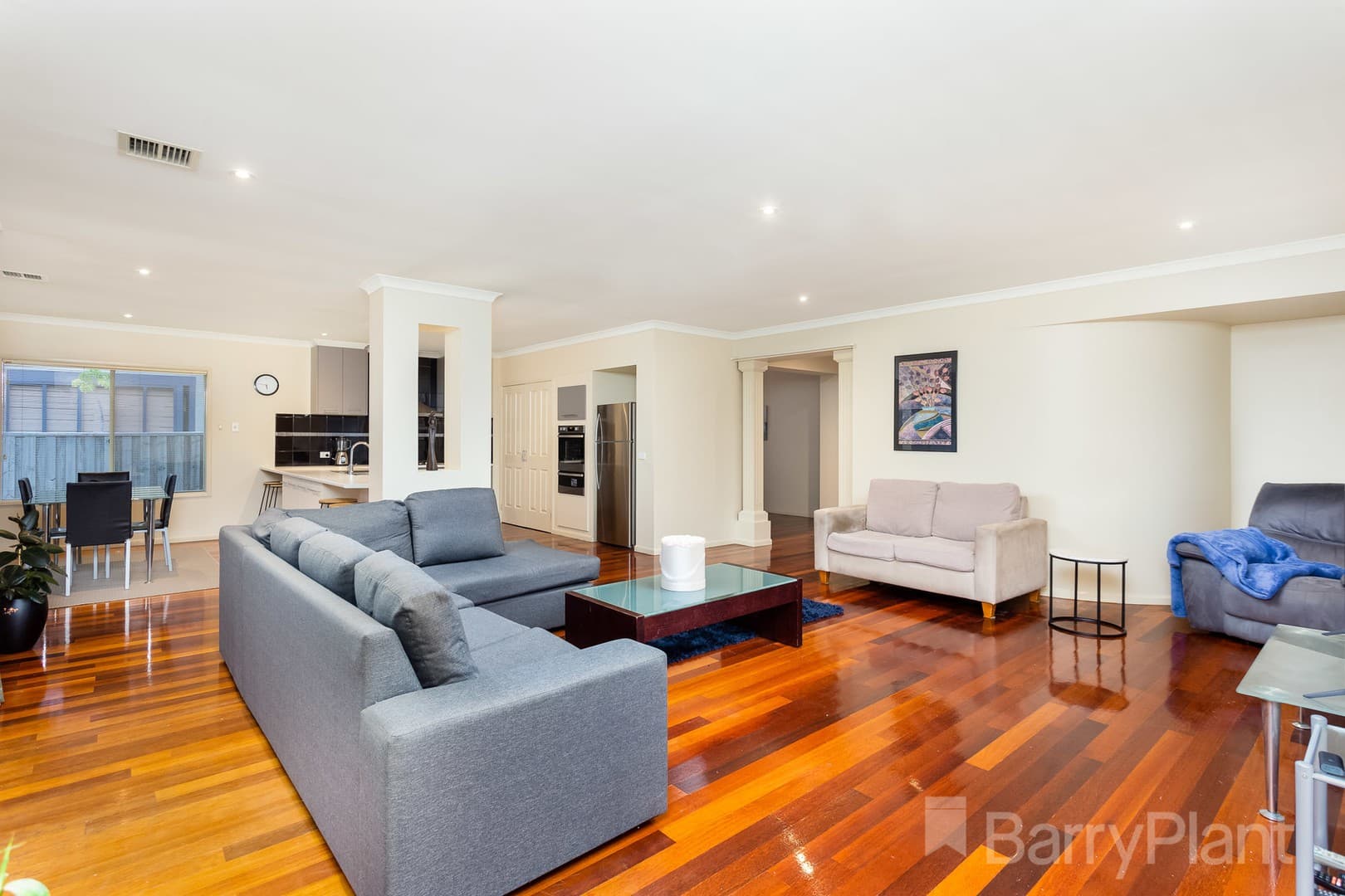 11 Lowess Lane, Sanctuary Lakes, VIC 3030, Point Cook - Thumbnail 6