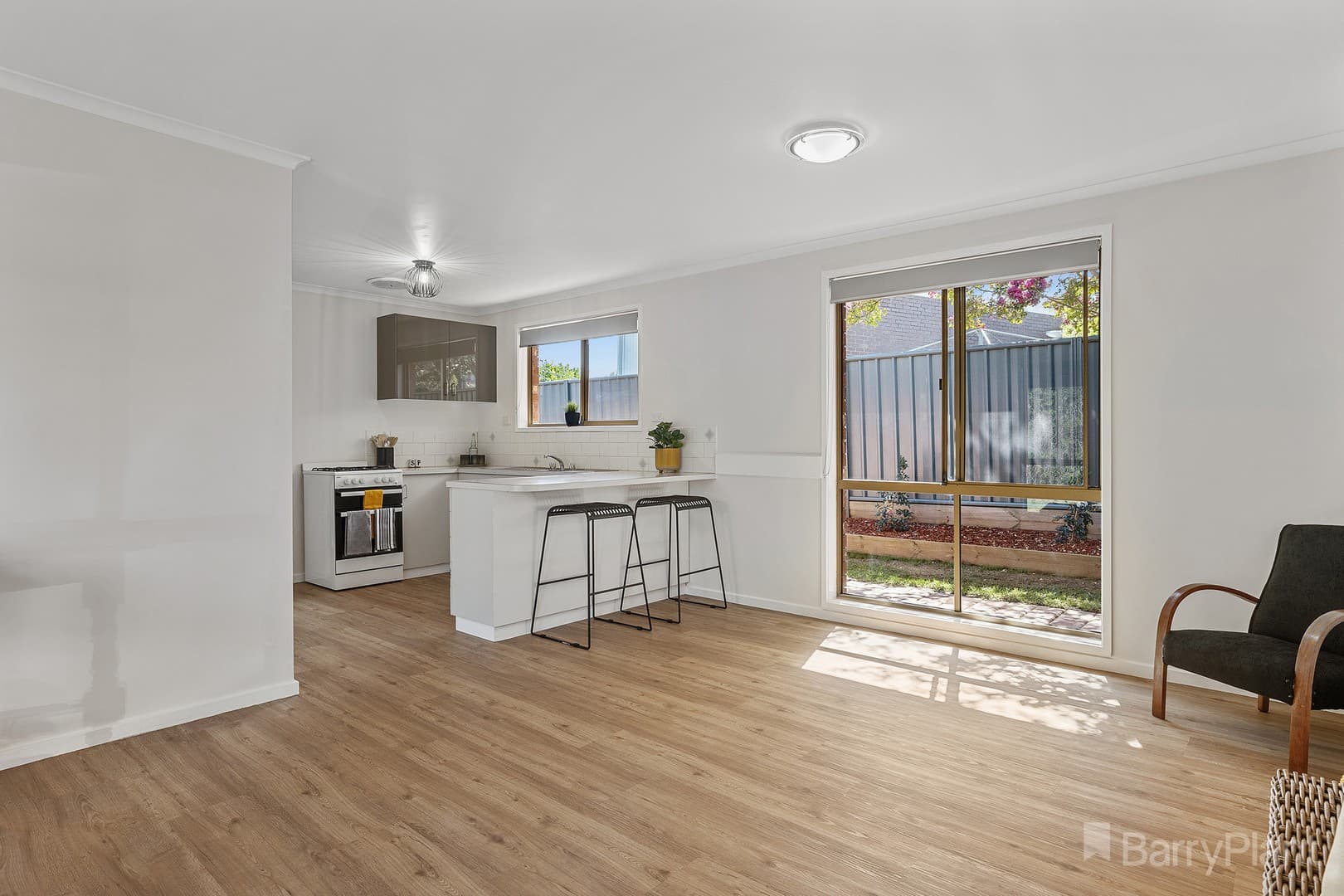 8/8 Clarke StreetKennington, VIC 3550, Kennington - Thumbnail 4