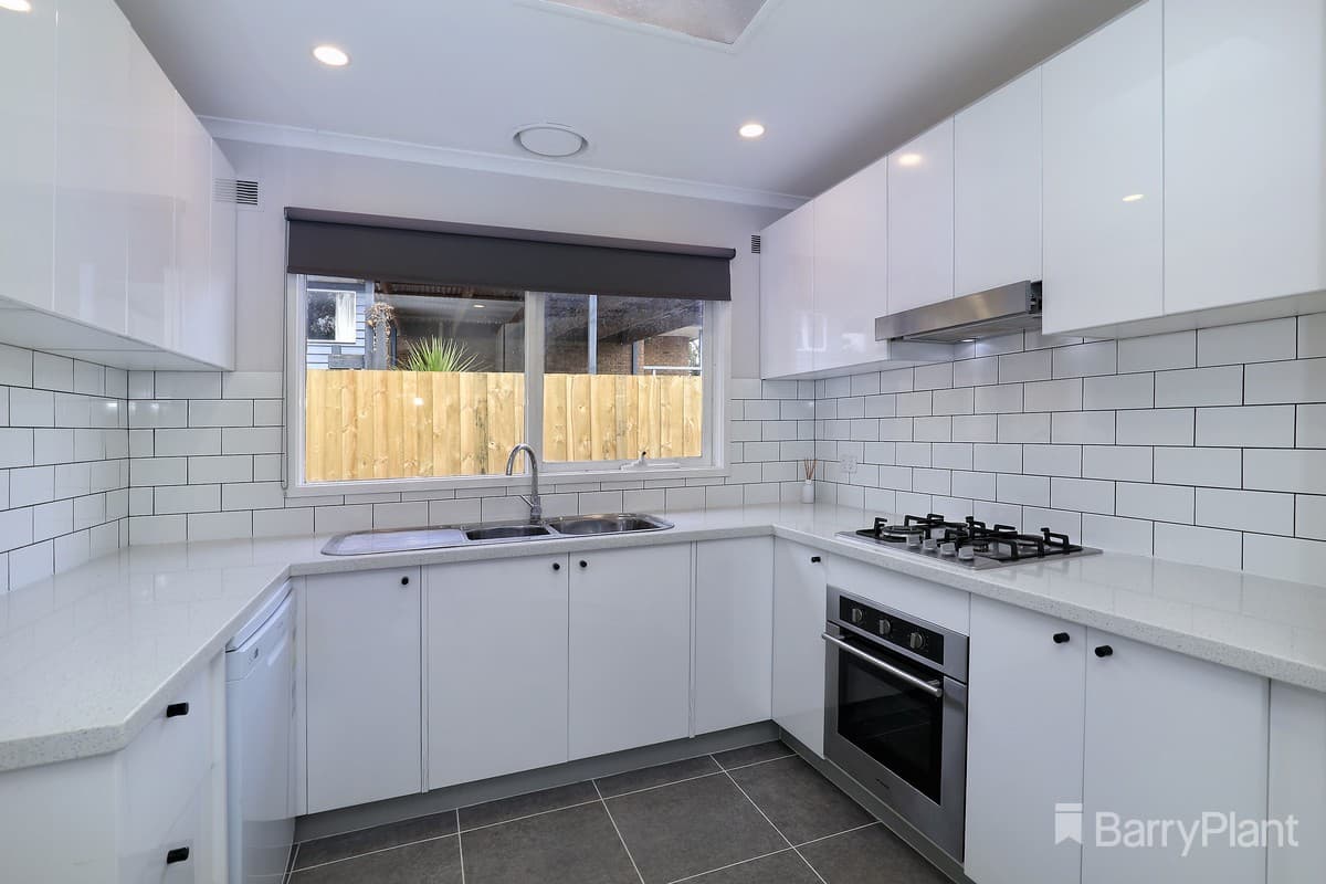 4 Beatty Parade, Cockatoo, VIC 3781, Cockatoo - Thumbnail 5