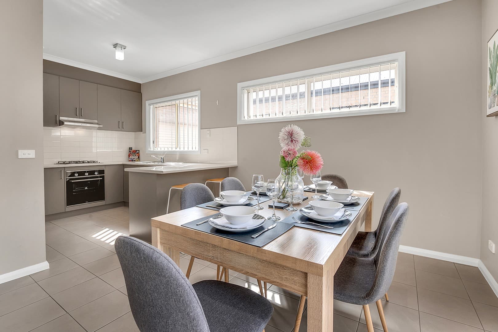 15 Jirrahlinga Terrace, Craigieburn, VIC 3064, Craigieburn - Thumbnail 4