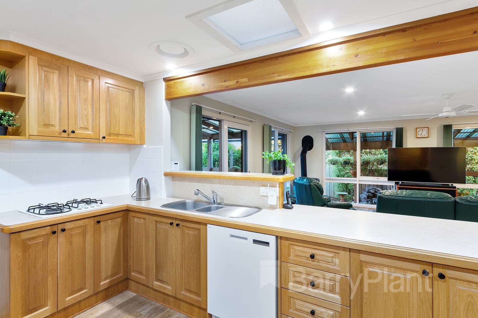 6 Ensign Close, Wantirna, VIC 3152, Wantirna - Thumbnail 3