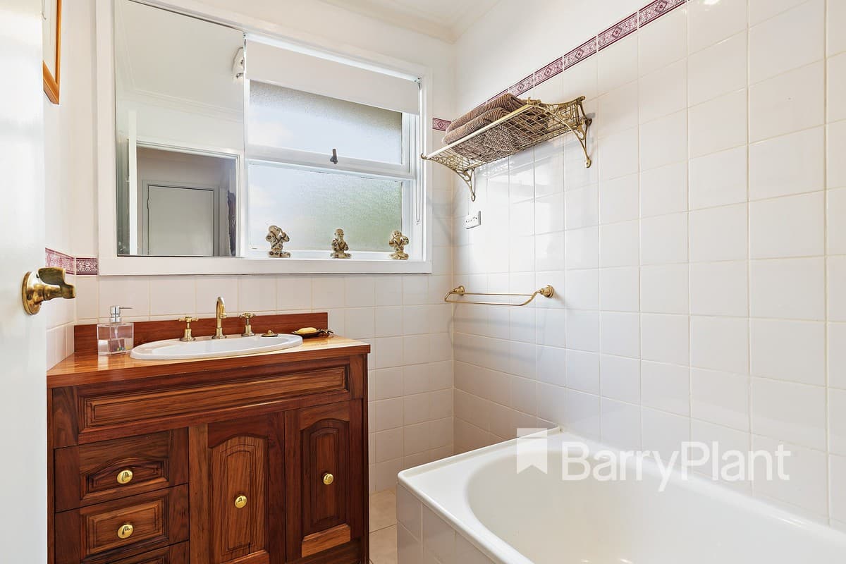 32 Harridge Street, Rosebud, VIC 3939, Rosebud - Thumbnail 7