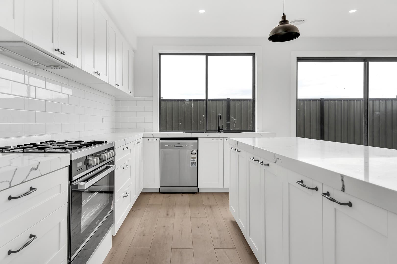 5 Ovata Grove, Donnybrook, VIC 3064, Donnybrook - Thumbnail 2