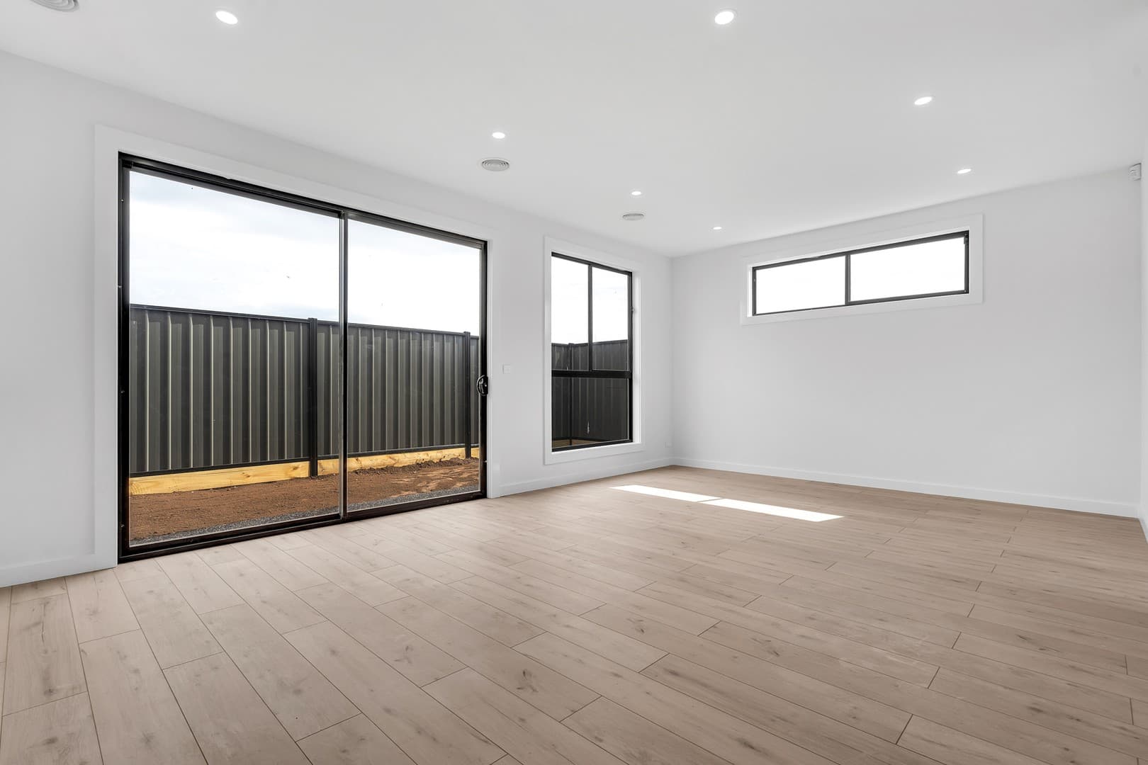 5 Ovata Grove, Donnybrook, VIC 3064, Donnybrook - Thumbnail 3