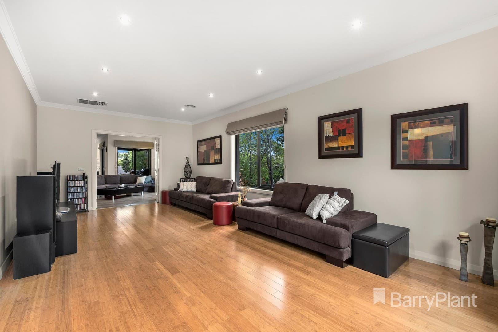 11 Galette Place, South Morang, VIC 3752, South Morang - Thumbnail 4