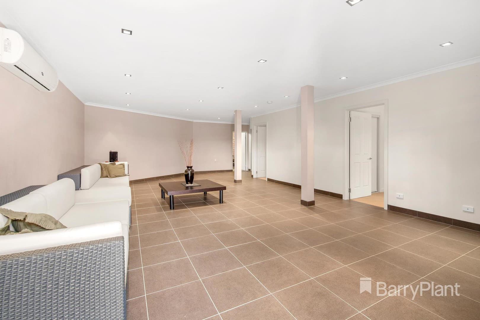 11 Galette Place, South Morang, VIC 3752, South Morang - Thumbnail 6