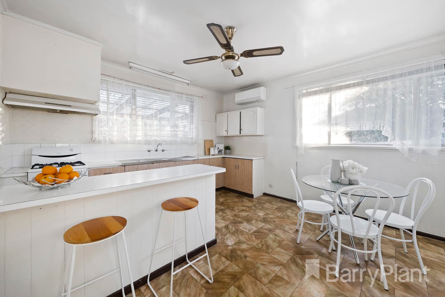 6 Senior Court, Watsonia North, VIC 3087, Watsonia North - Thumbnail 4