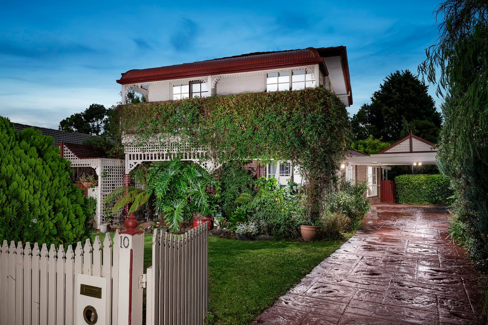10 Buckmaster Drive, Mill Park, VIC 3082, Mill Park - Thumbnail 2