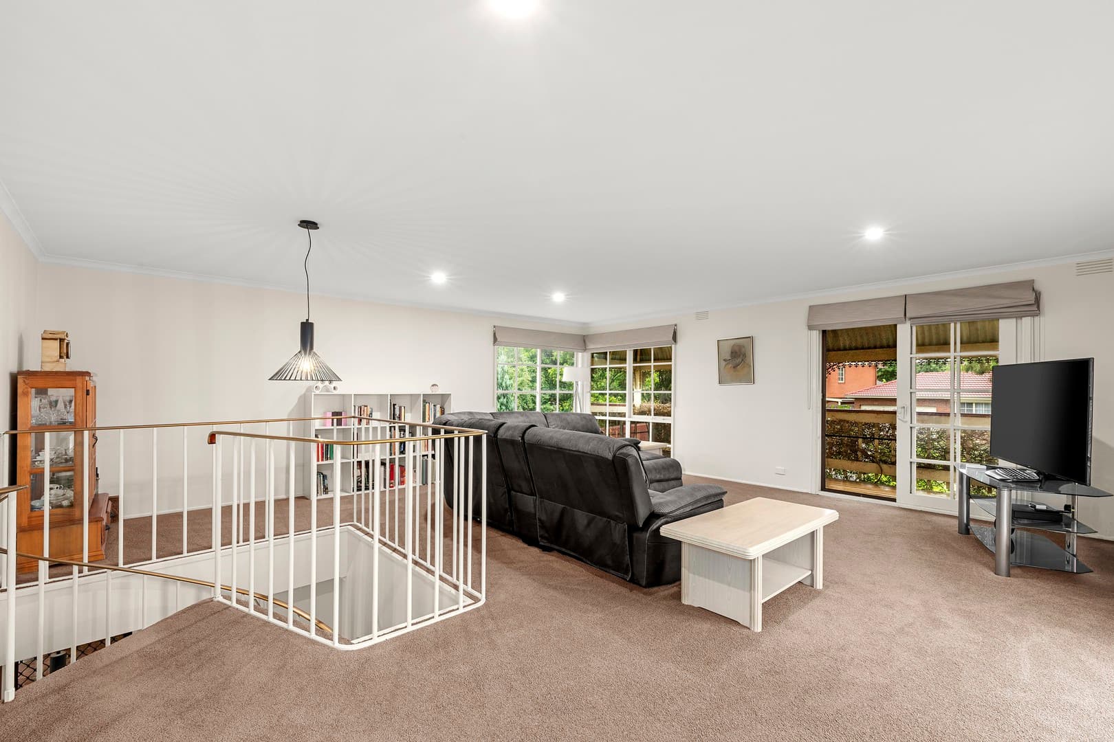 10 Buckmaster Drive, Mill Park, VIC 3082, Mill Park - Thumbnail 5